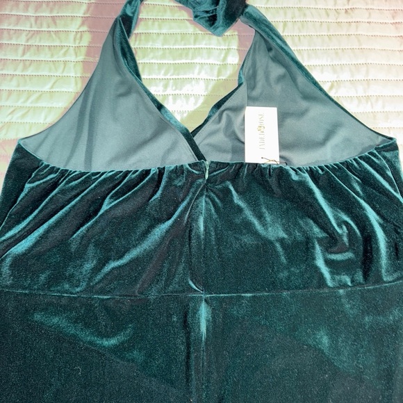 NWT Jaded Rose women’s Elegant Green Velvet Halter Dress plus size 26 - Picture 9 of 12